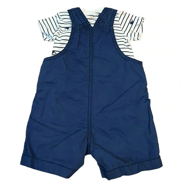 Carter’s Navy Whale Nautical Bib and Bodysuit Set 6 Months - Picture 2 of 3
